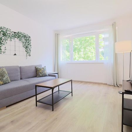 Апартаменты Spring House With Free Private Parking Будапешт Экстерьер фото